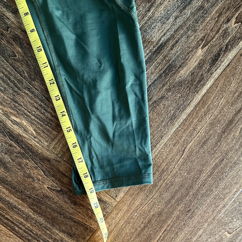 Virus Compression Capri - Picture 3 of 11